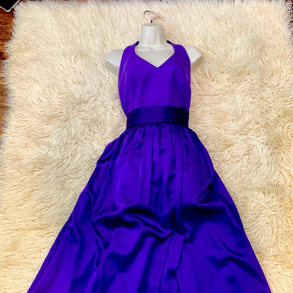 Vera Wang size 12 floor length dress